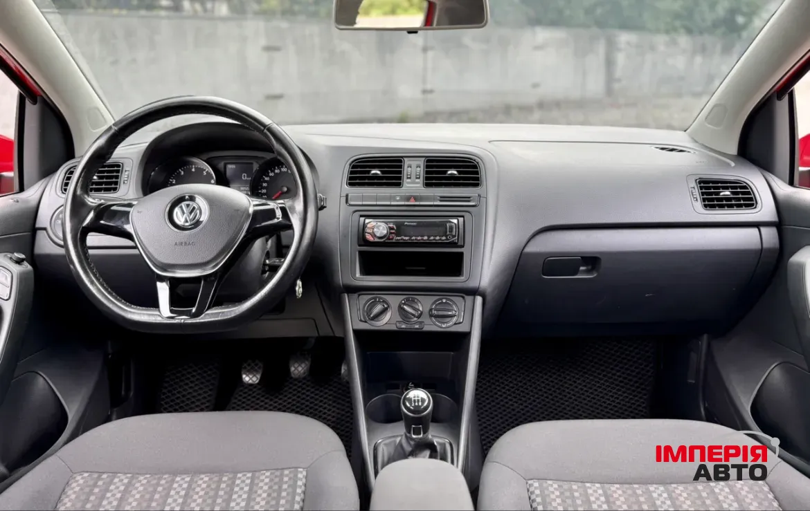 Volkswagen Polo - фото 13