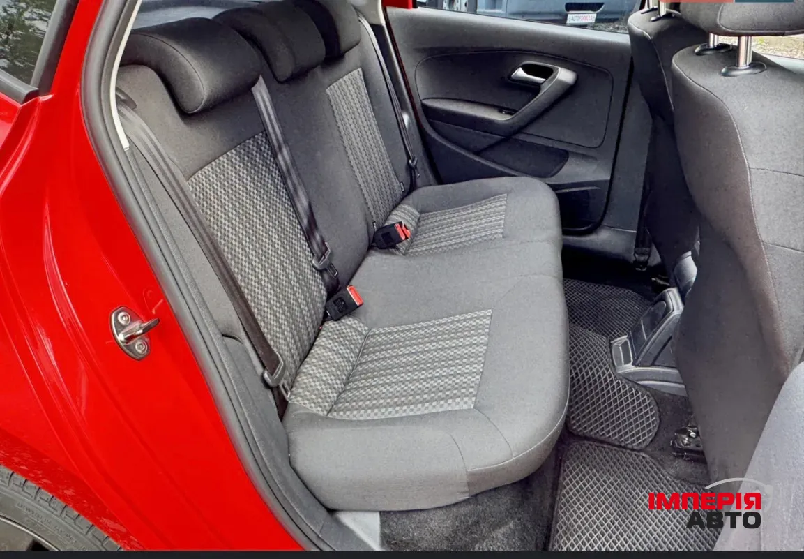 Volkswagen Polo - фото 16