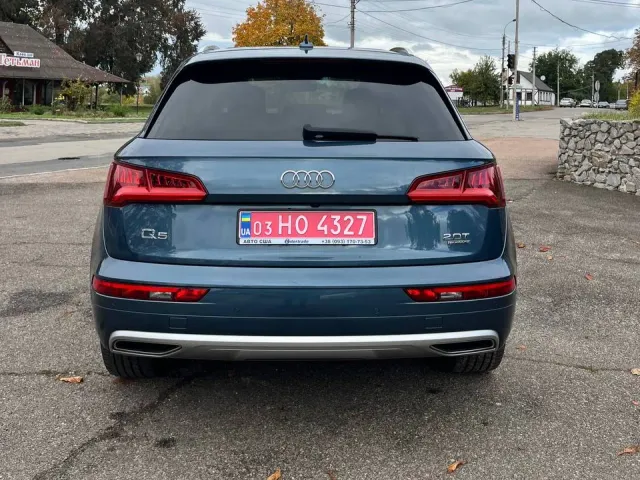 Audi Q5 - фото 5