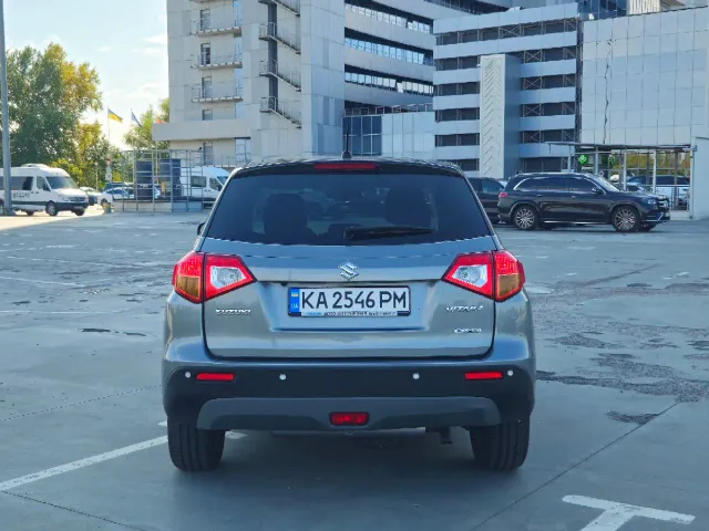 Suzuki Vitara - фото 4