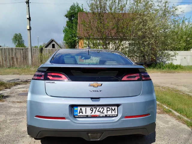Chevrolet Volt - фото 2