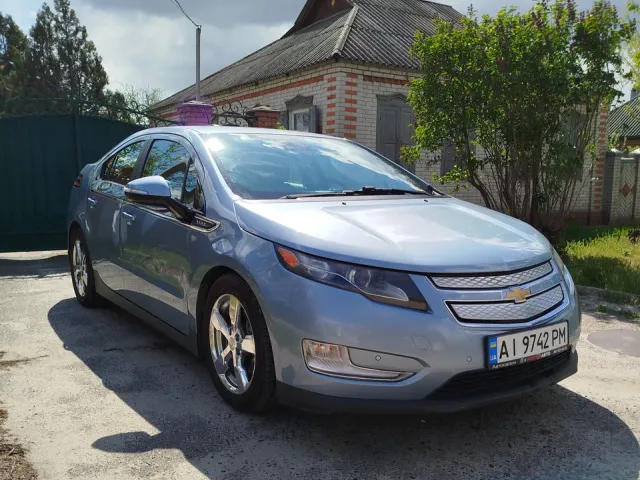 Chevrolet Volt - фото 1
