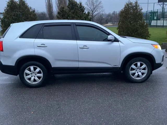 Kia Sorento - фото 2