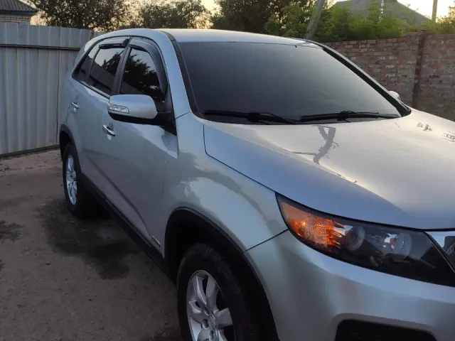 Kia Sorento - фото 5
