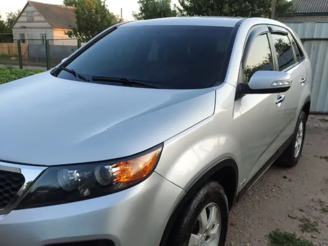 Kia Sorento - фото 1