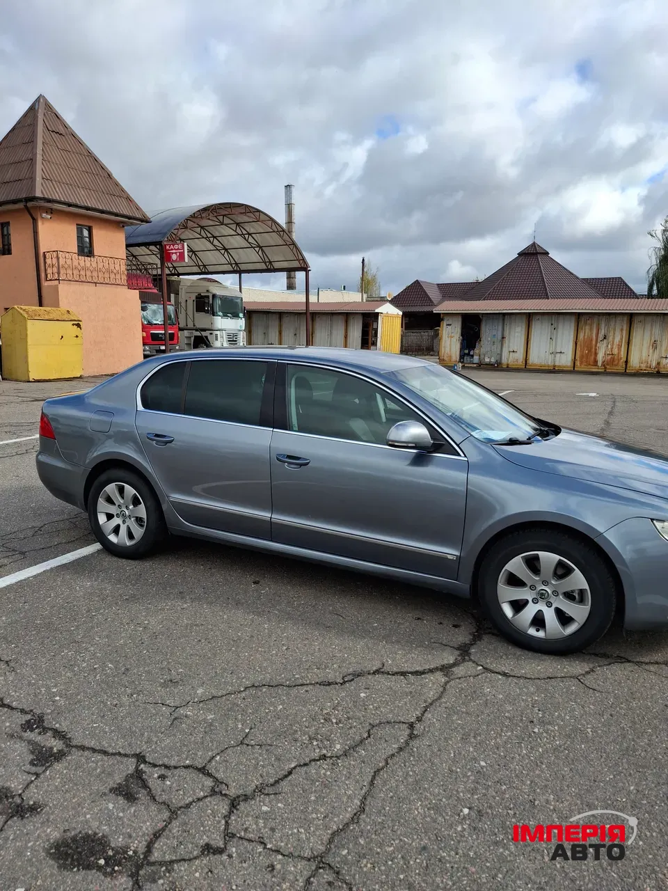 Skoda Superb - фото 16