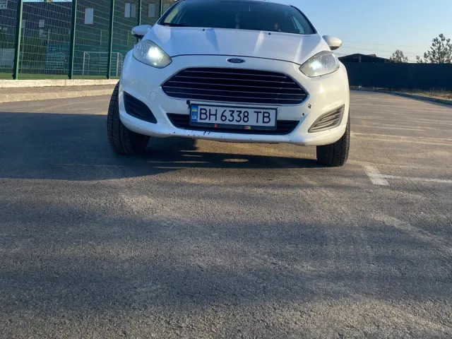 Ford Fiesta - фото 2