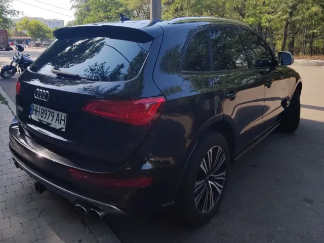 Audi SQ5 - фото 5