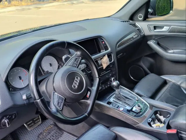 Audi SQ5 - фото 4