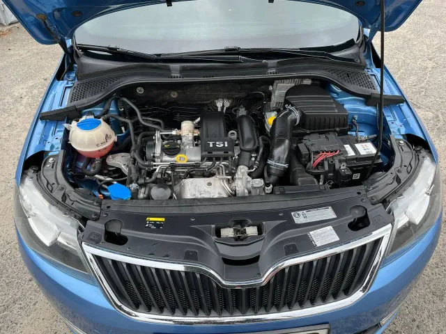 Skoda Rapid - фото 3