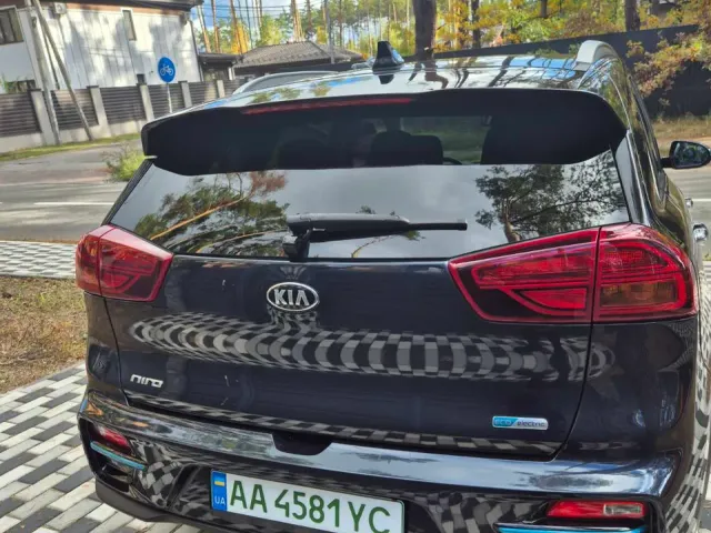 Kia Niro - фото 2