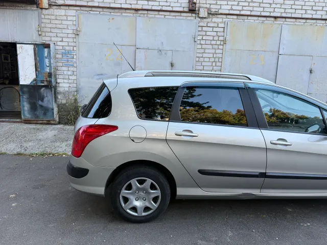 Peugeot 308 - фото 5