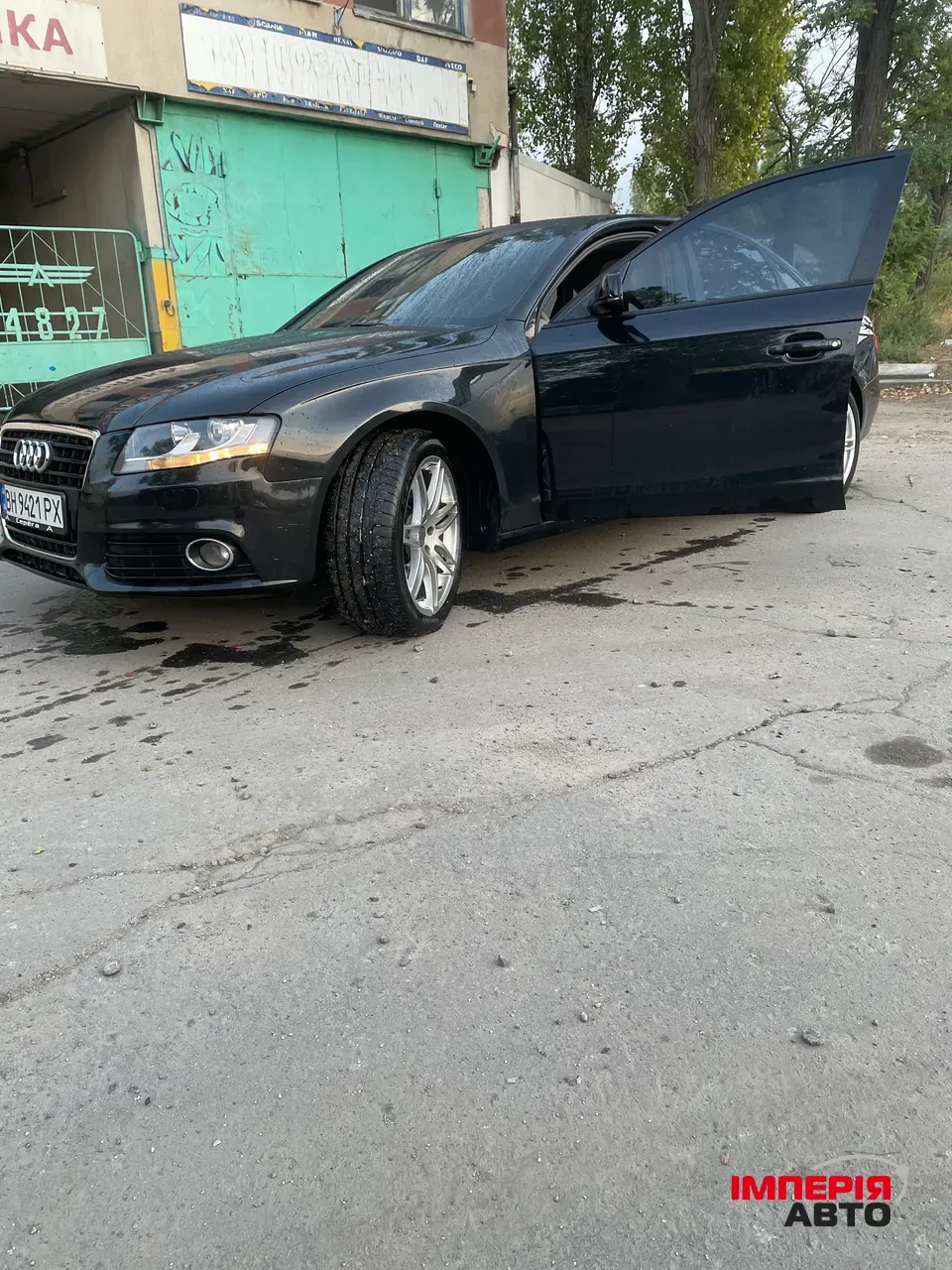 Audi A4 - фото 9