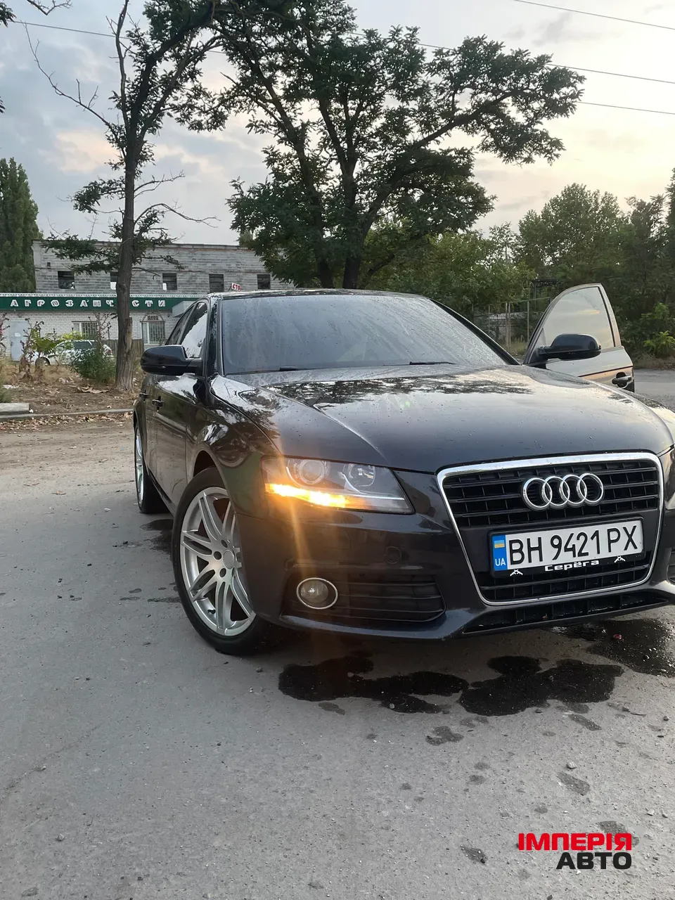 Audi A4 - фото 7