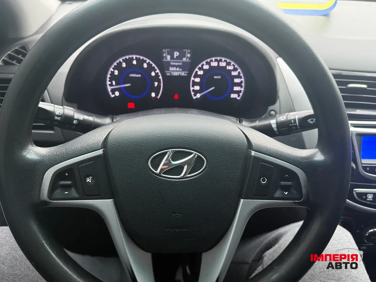 Hyundai Accent - фото 13