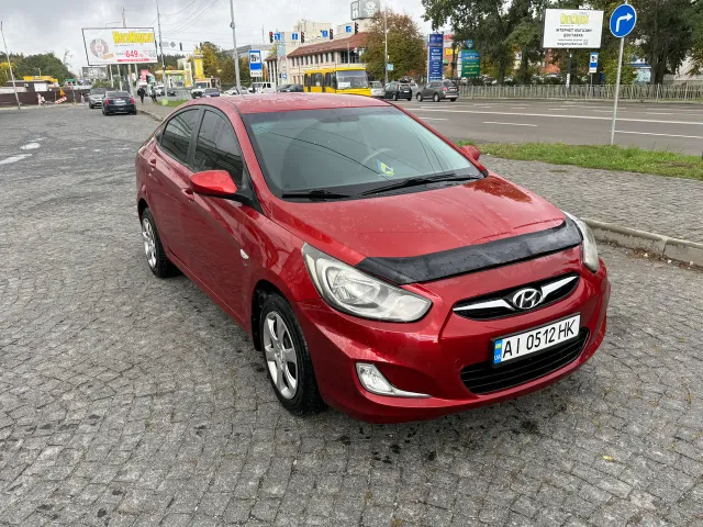 Hyundai Accent - фото 5