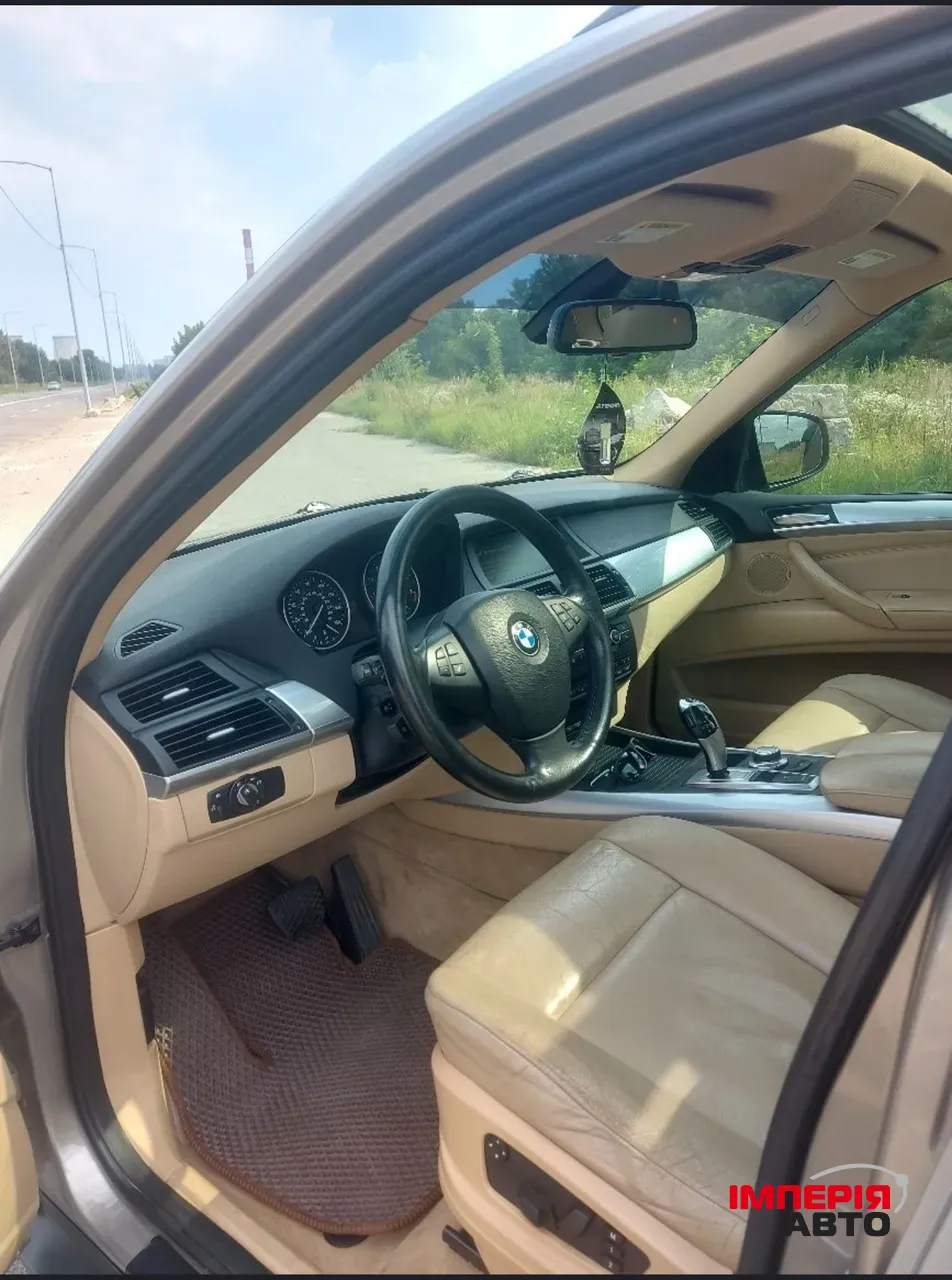 BMW X5 - фото 3