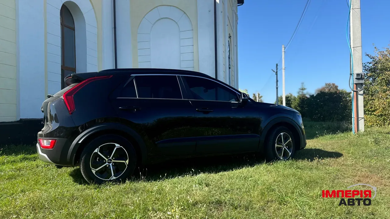 Kia Niro - фото 1