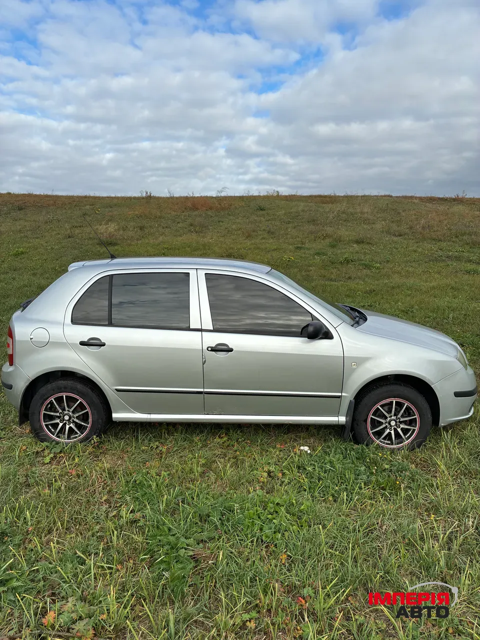 Skoda Fabia - фото 5