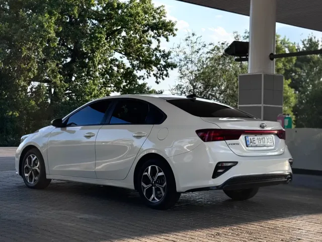 Kia Forte - фото 3