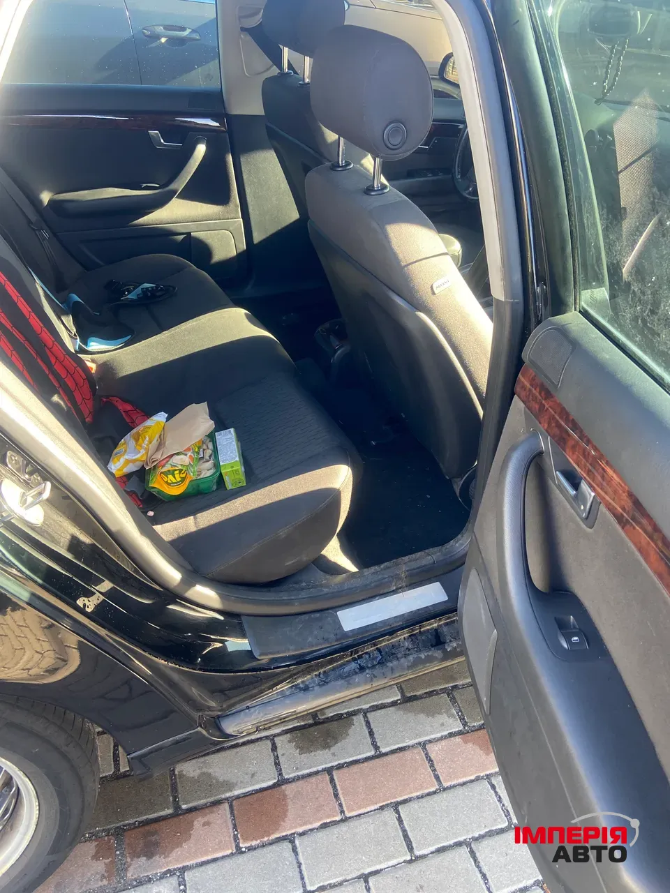 Audi A4 - фото 9