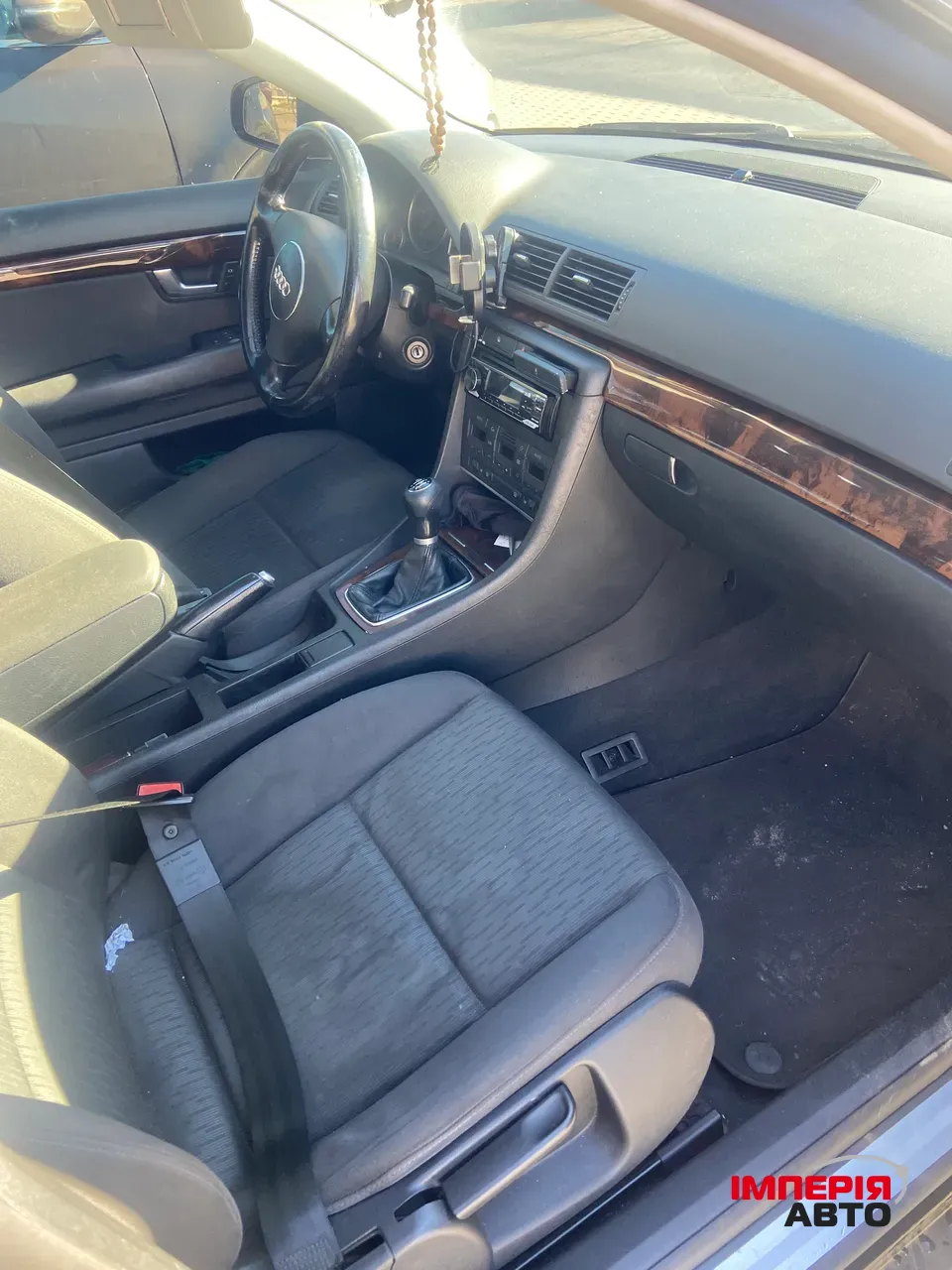 Audi A4 - фото 7