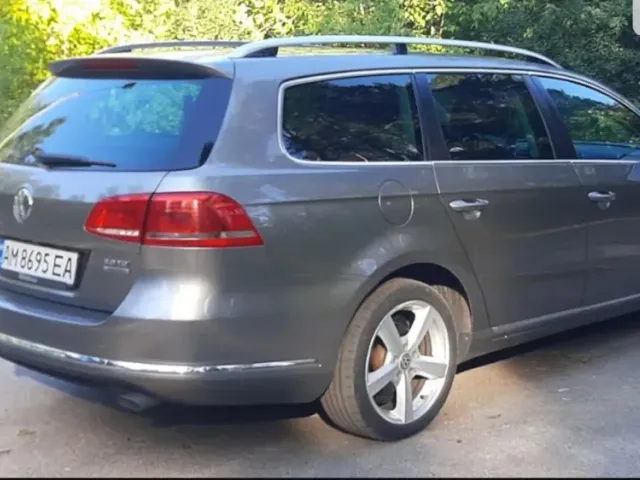 Volkswagen Passat - фото 3