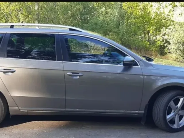 Volkswagen Passat - фото 2