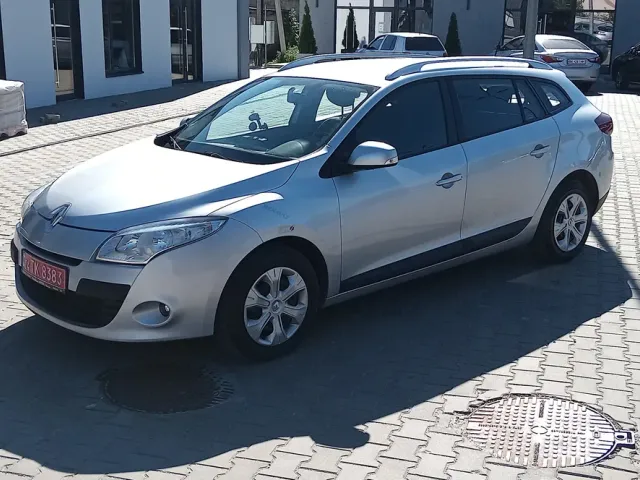 Renault Megane - фото 2