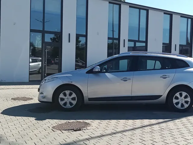 Renault Megane - фото 5