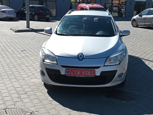 Renault Megane - фото 3