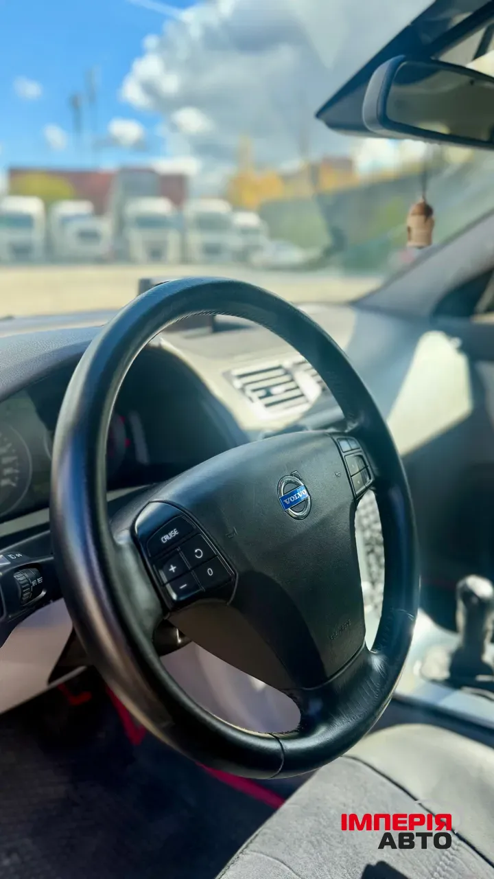 Volvo V50 - фото 14