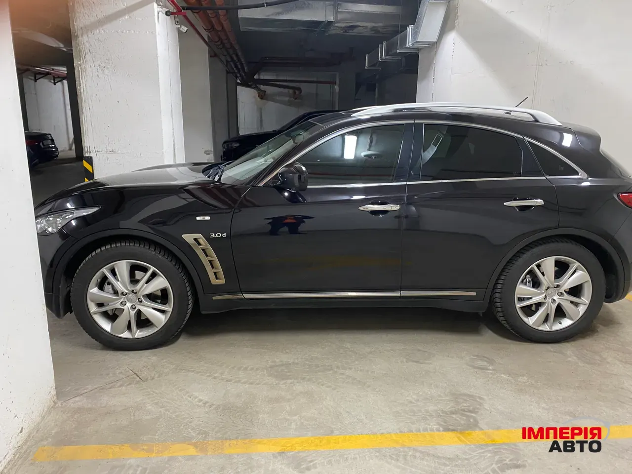 Infiniti QX70 - фото 5