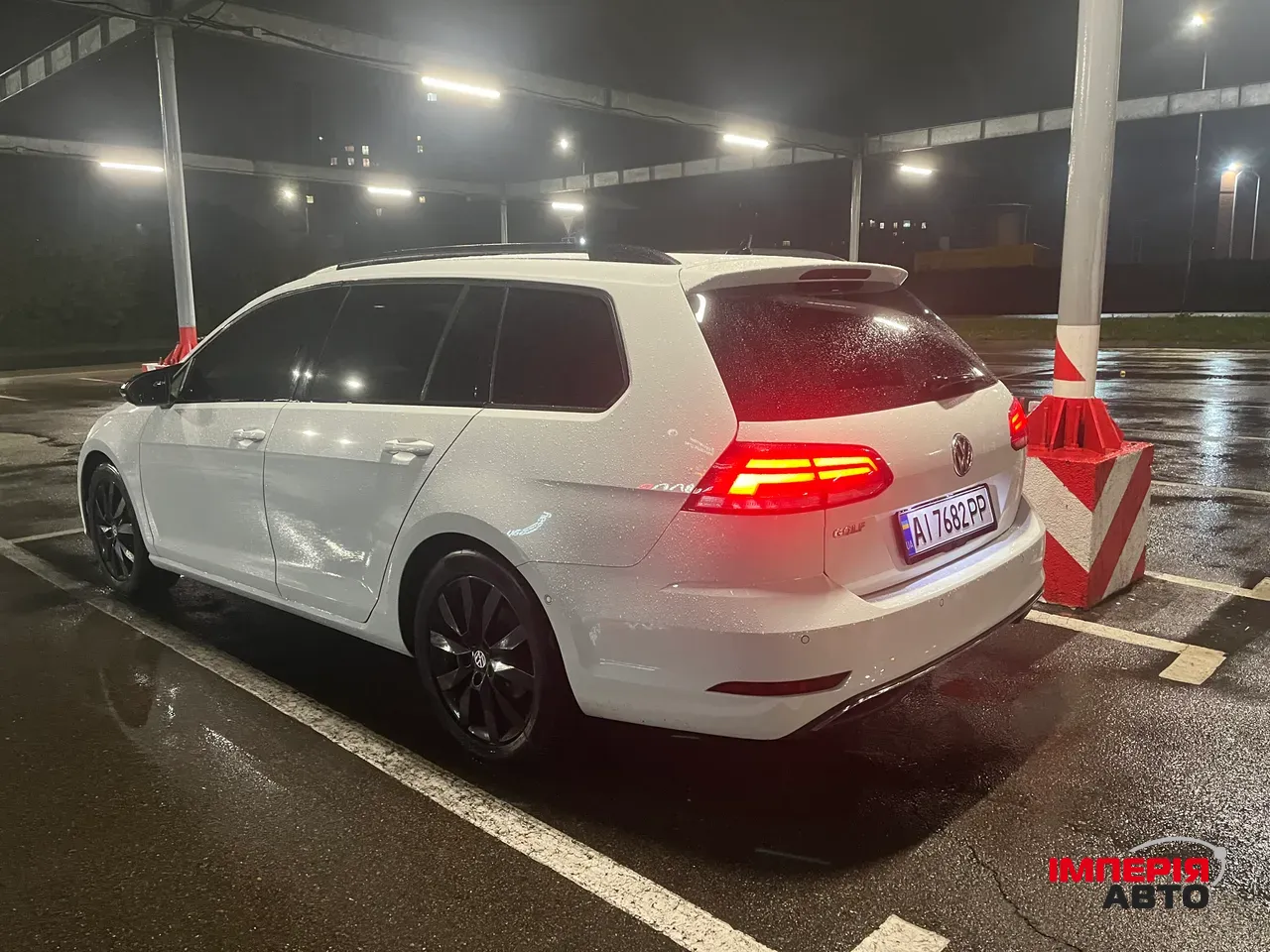 Volkswagen Golf - фото 12