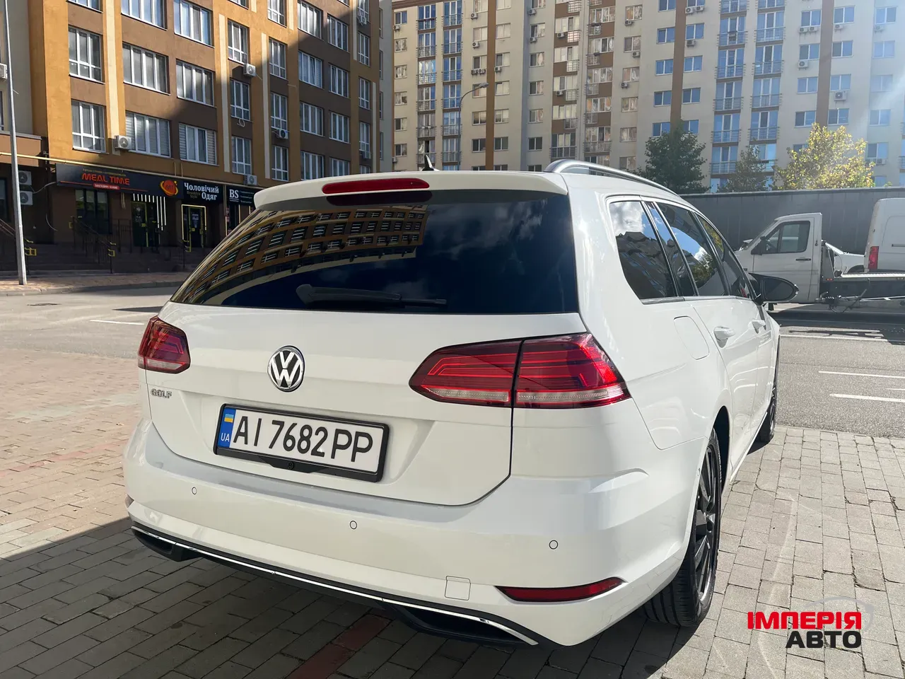 Volkswagen Golf - фото 9