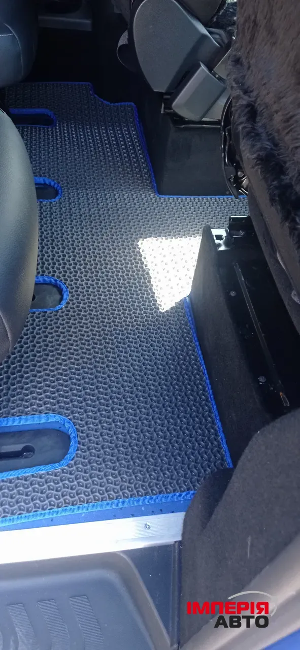 Mercedes-Benz Vito - фото 9