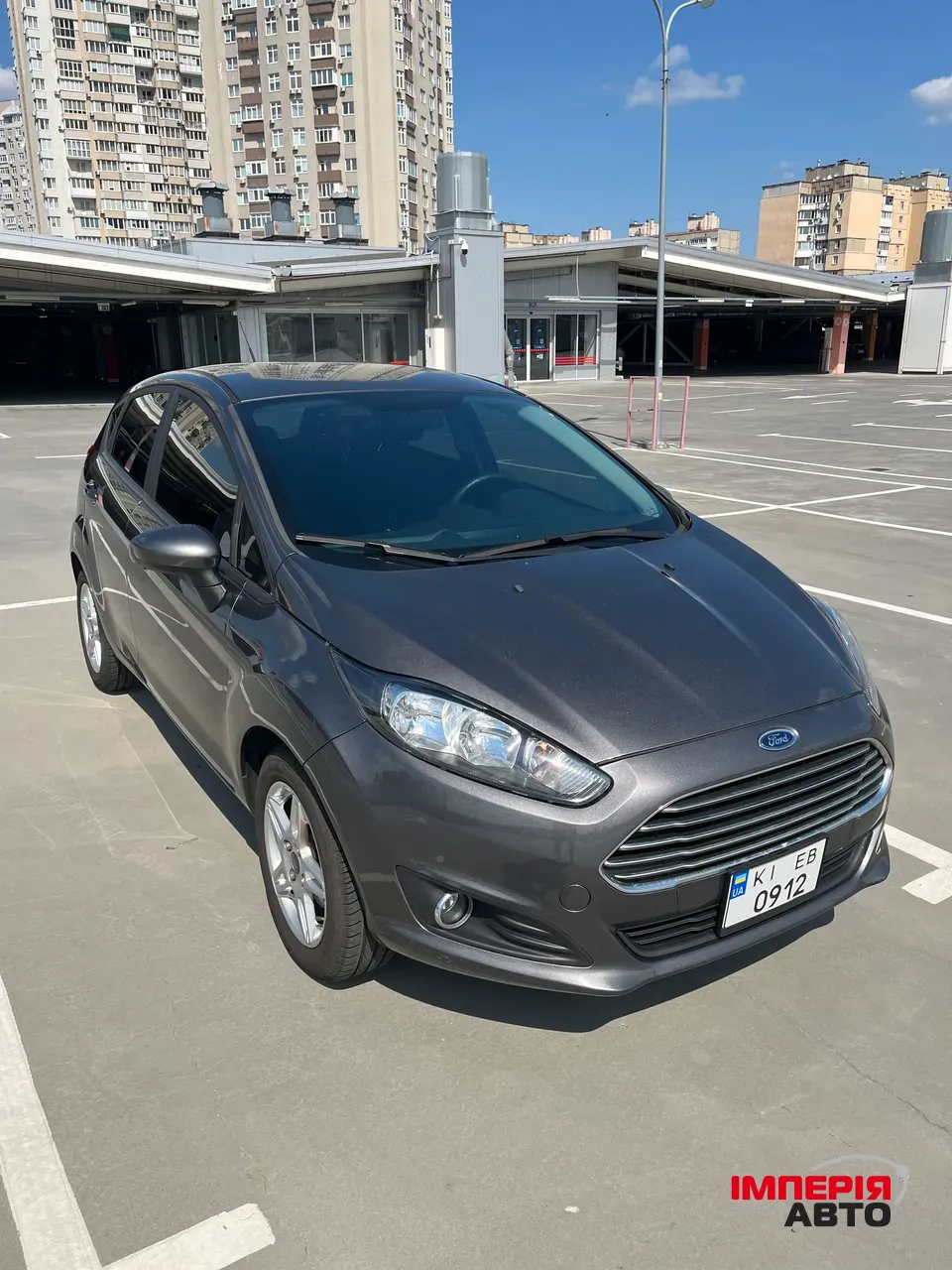 Ford Fiesta - фото 1