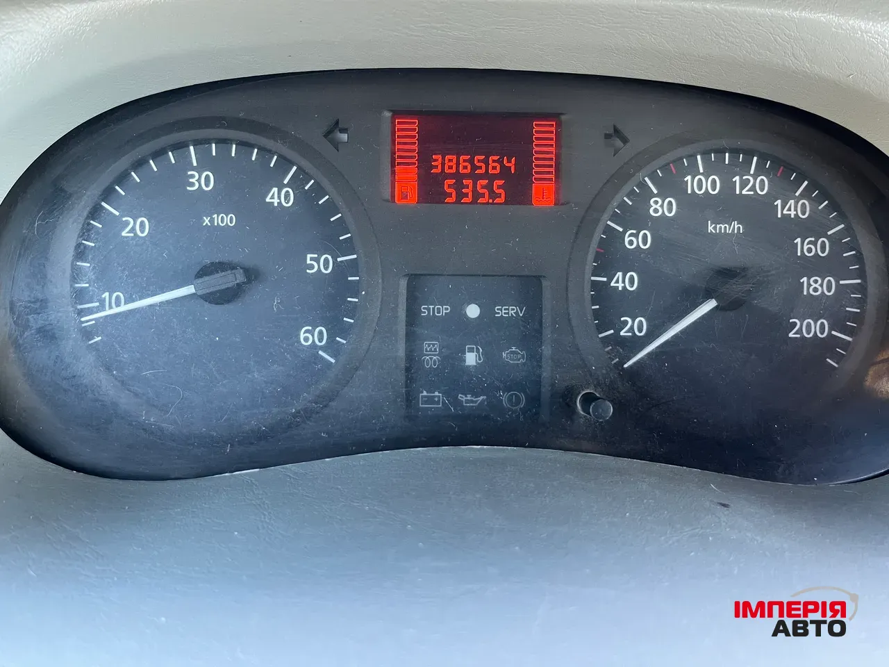 Renault Trafic - фото 5