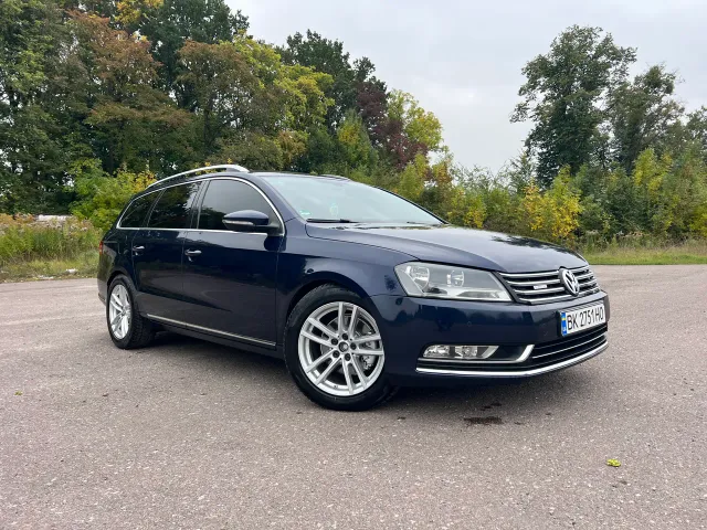 Volkswagen Passat - фото 4