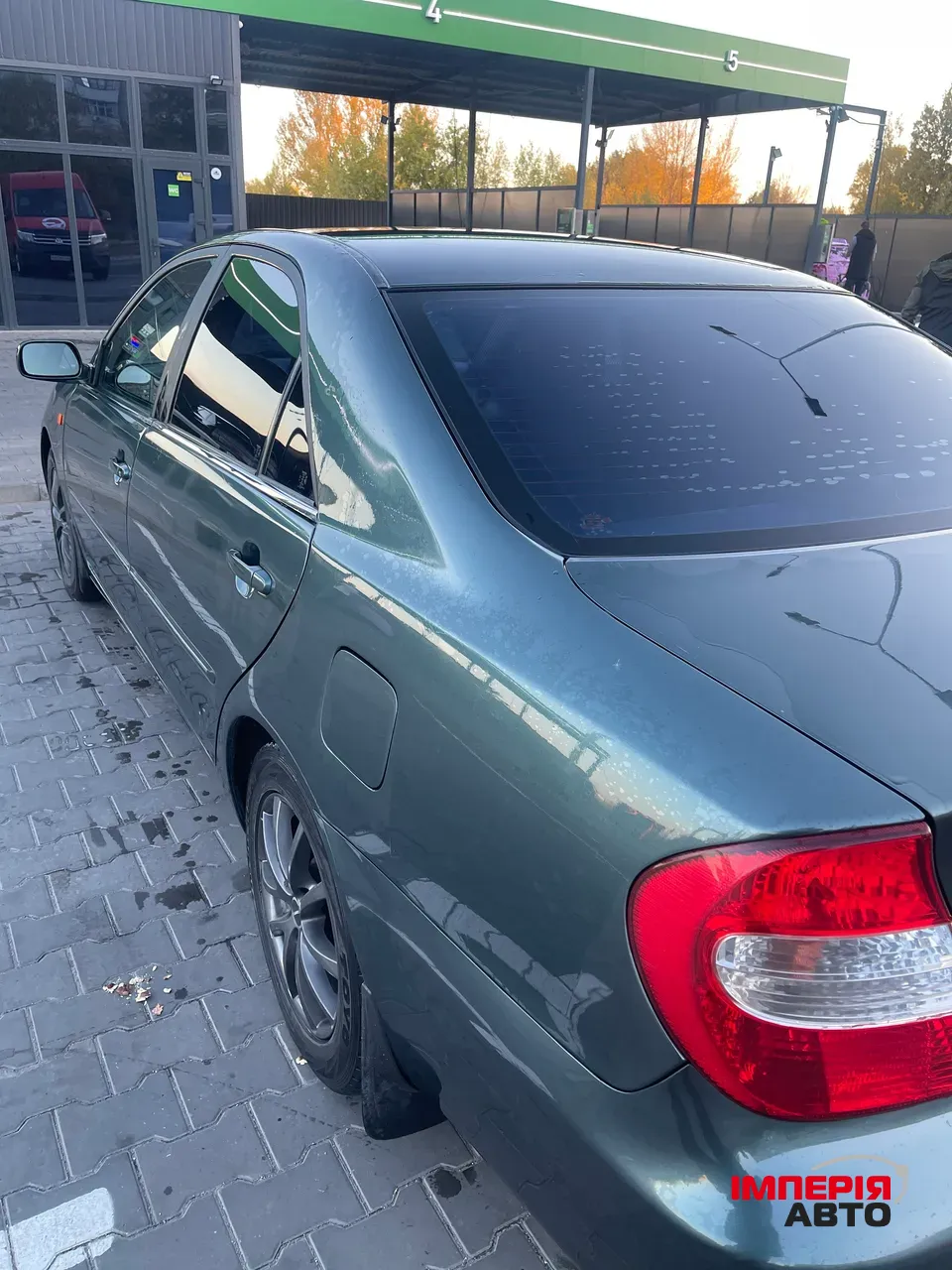 Toyota Camry - фото 2