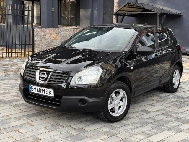Nissan Qashqai - фото 1