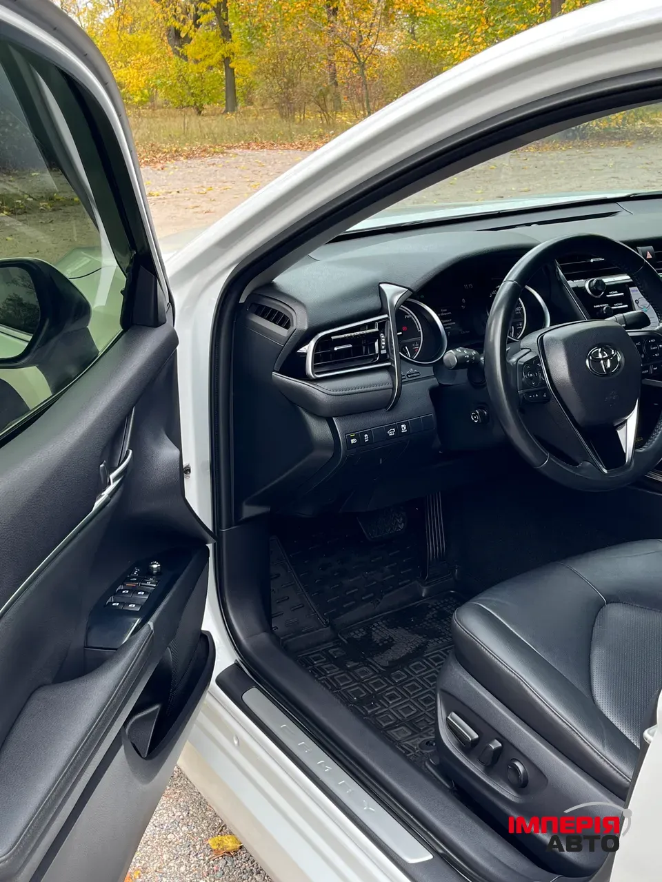 Toyota Camry - фото 12