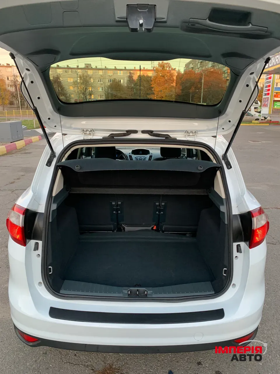 Ford C-MAX - фото 10