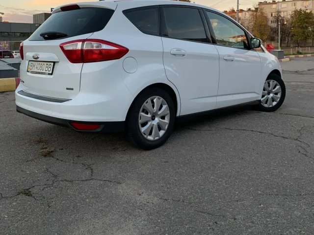 Ford C-MAX - фото 3
