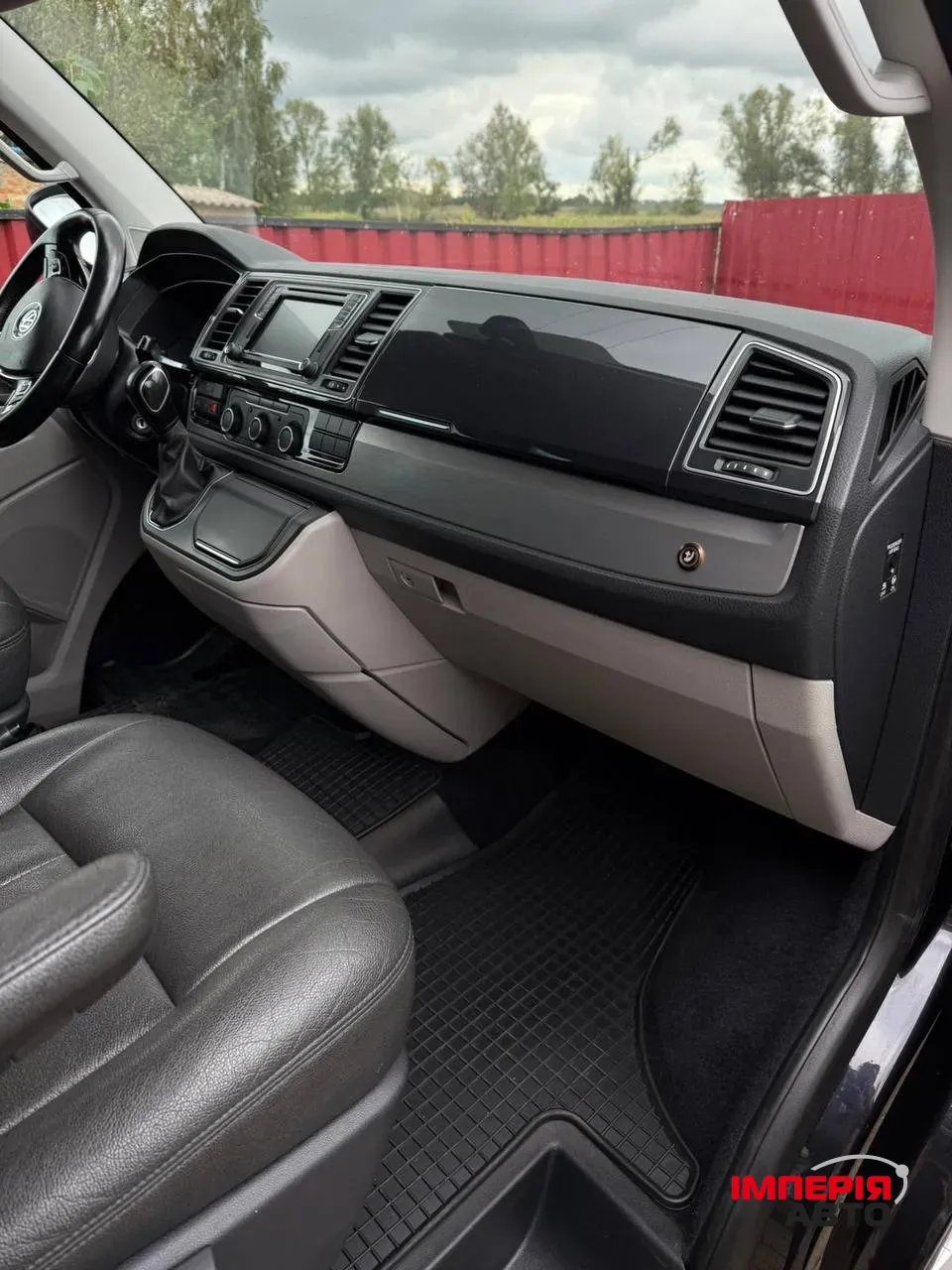 Volkswagen Transporter - фото 37