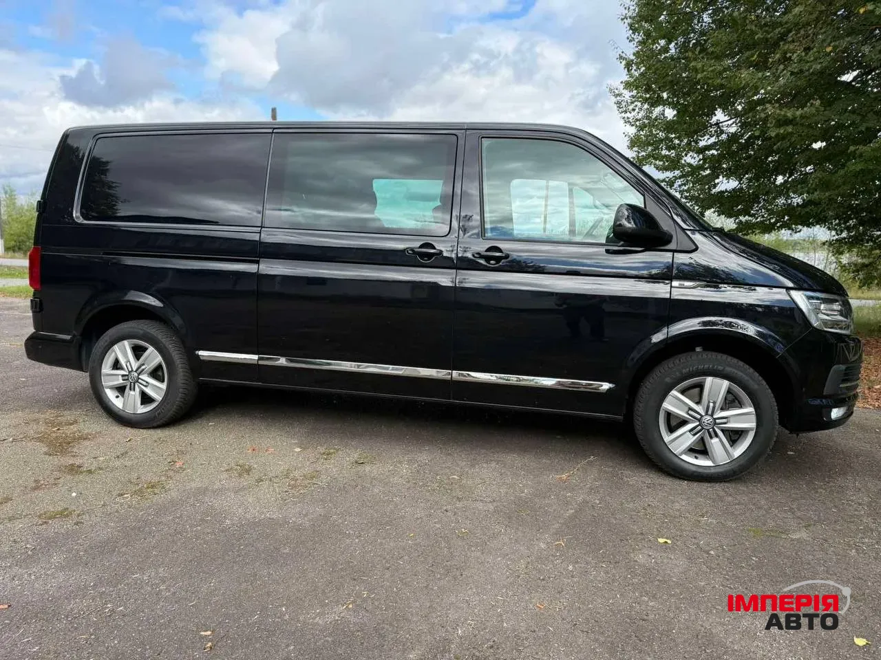 Volkswagen Transporter - фото 10