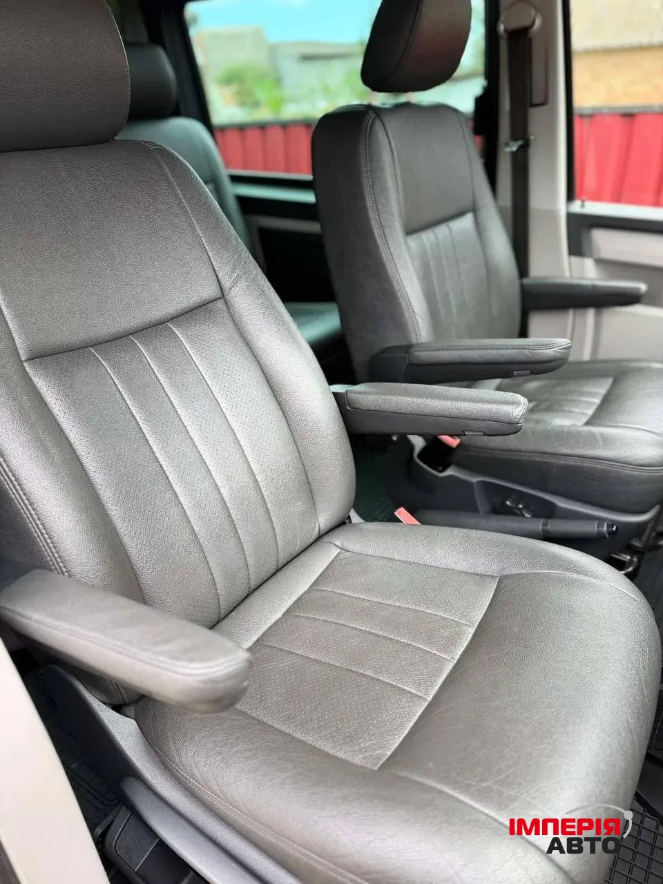 Volkswagen Transporter - фото 42