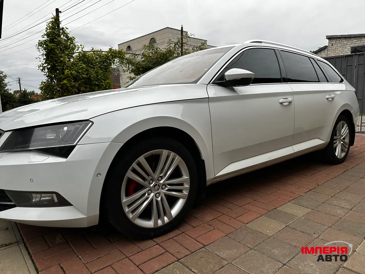 Skoda Superb - фото 5