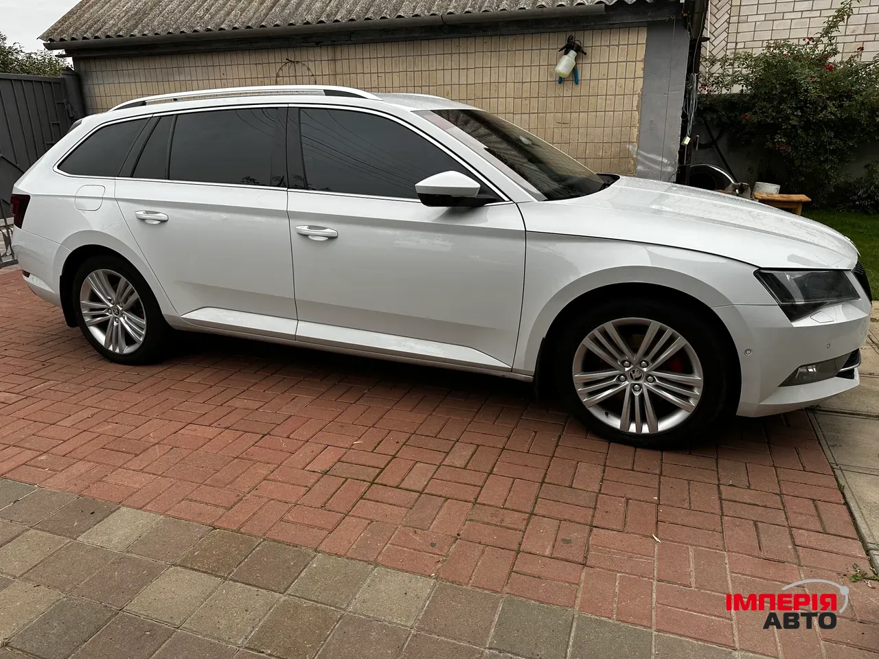 Skoda Superb - фото 3