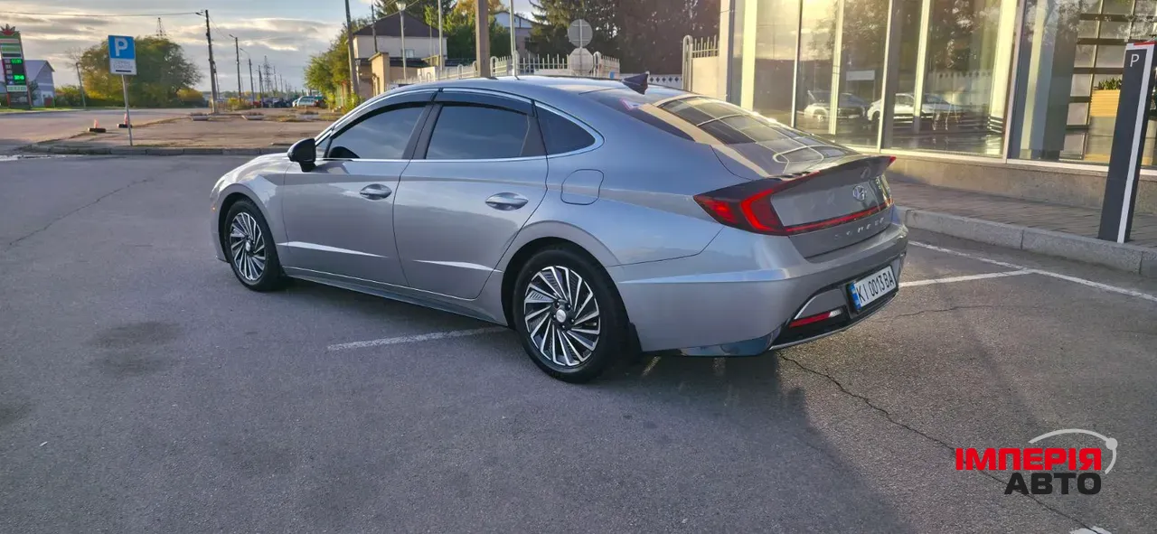 Hyundai Sonata - фото 4